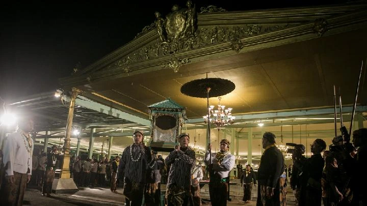 Kirab Pusaka Dalem Mangkunegaran